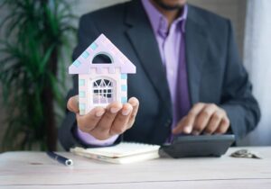 When to Contact Your Mortgage Broker